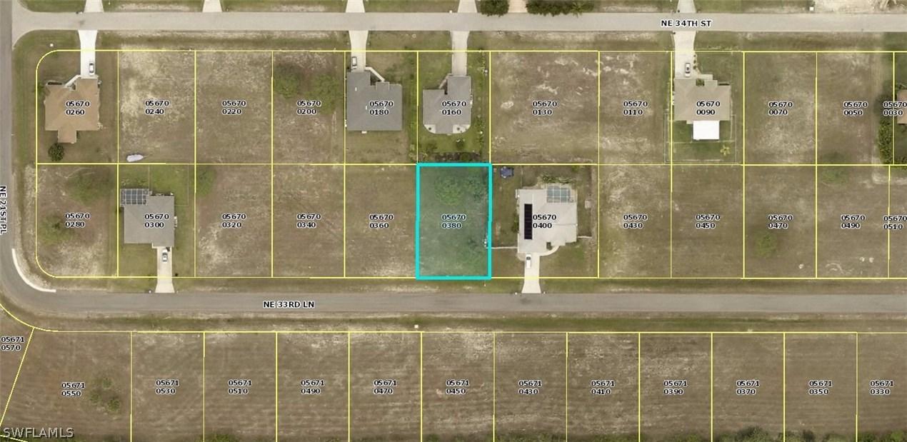 2207 NE 33rd Ln., Cape Coral, FL 33909