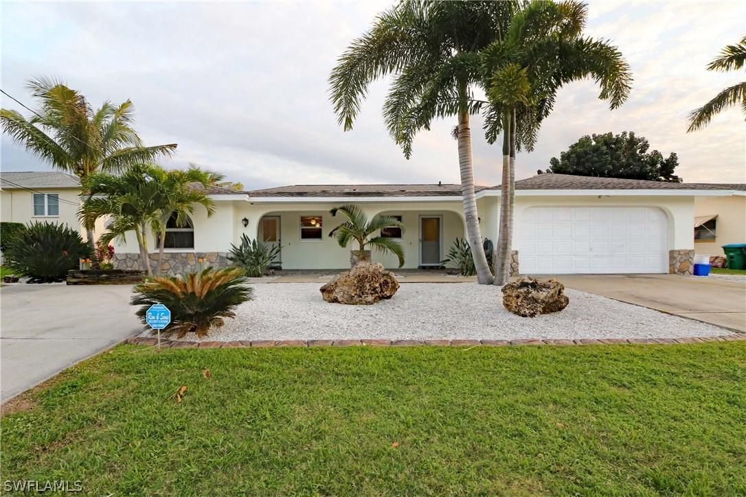 1402 SE 46th St. #L-R, Cape Coral, FL 33904