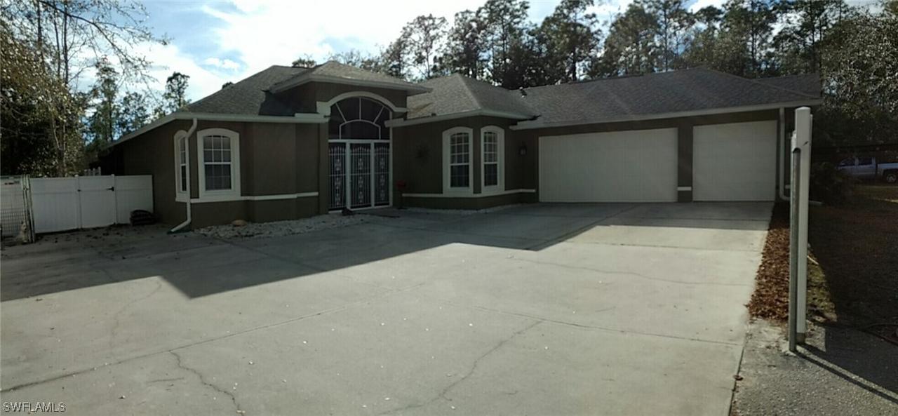 4320 Golden Gate Blvd., Naples, FL 34120