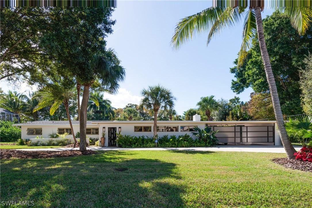 1270 Plumosa Dr., Fort Myers, FL 33901