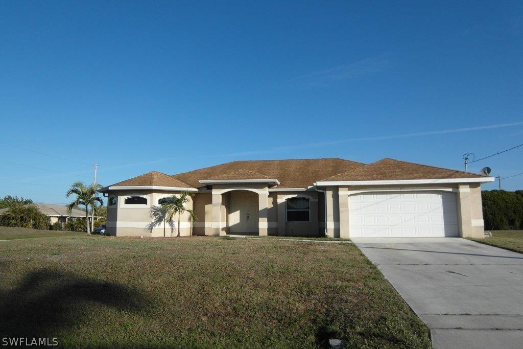 709 SW 31st St., Cape Coral, FL 33914
