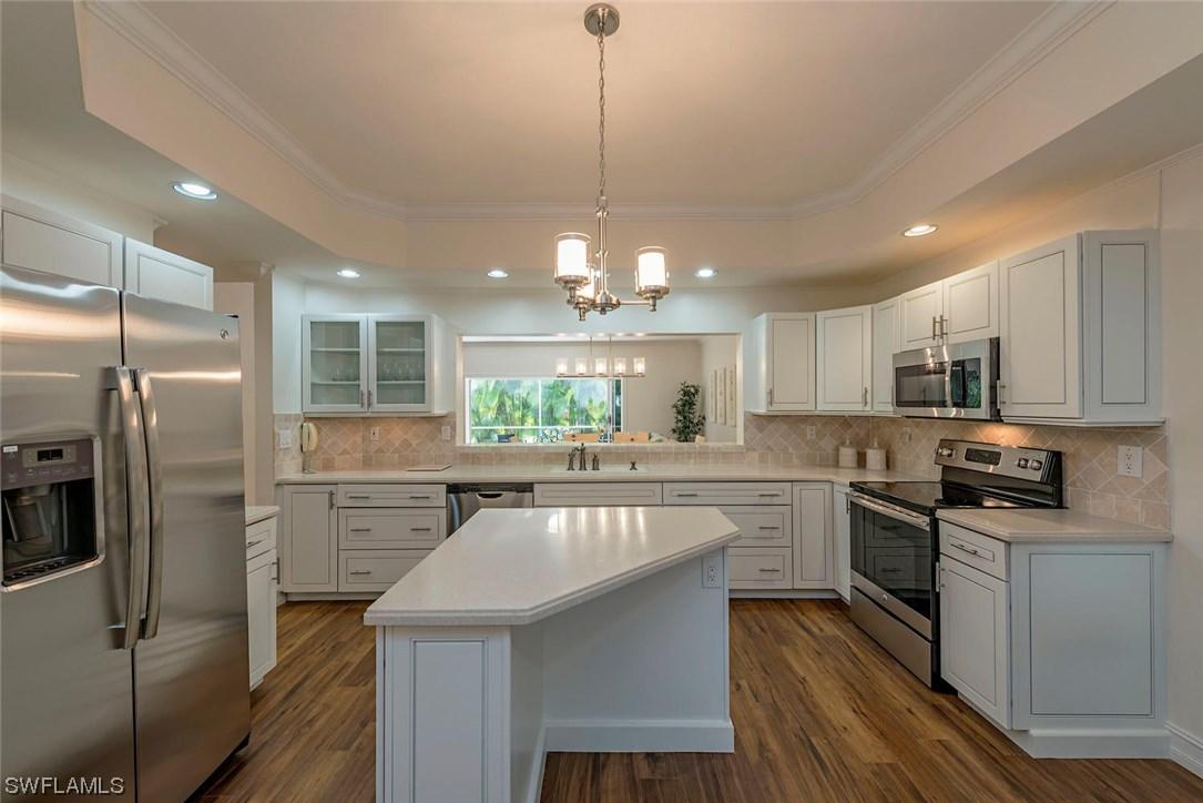 2811 Aintree Ln. #E102, Naples, FL 34112