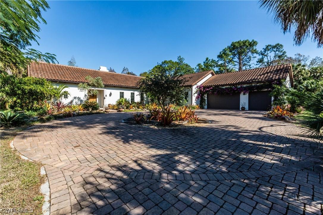 4281 1st Ave., Naples, FL 34119