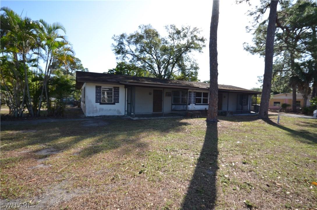 2705/2709 Grand Ave., Fort Myers, FL 33901