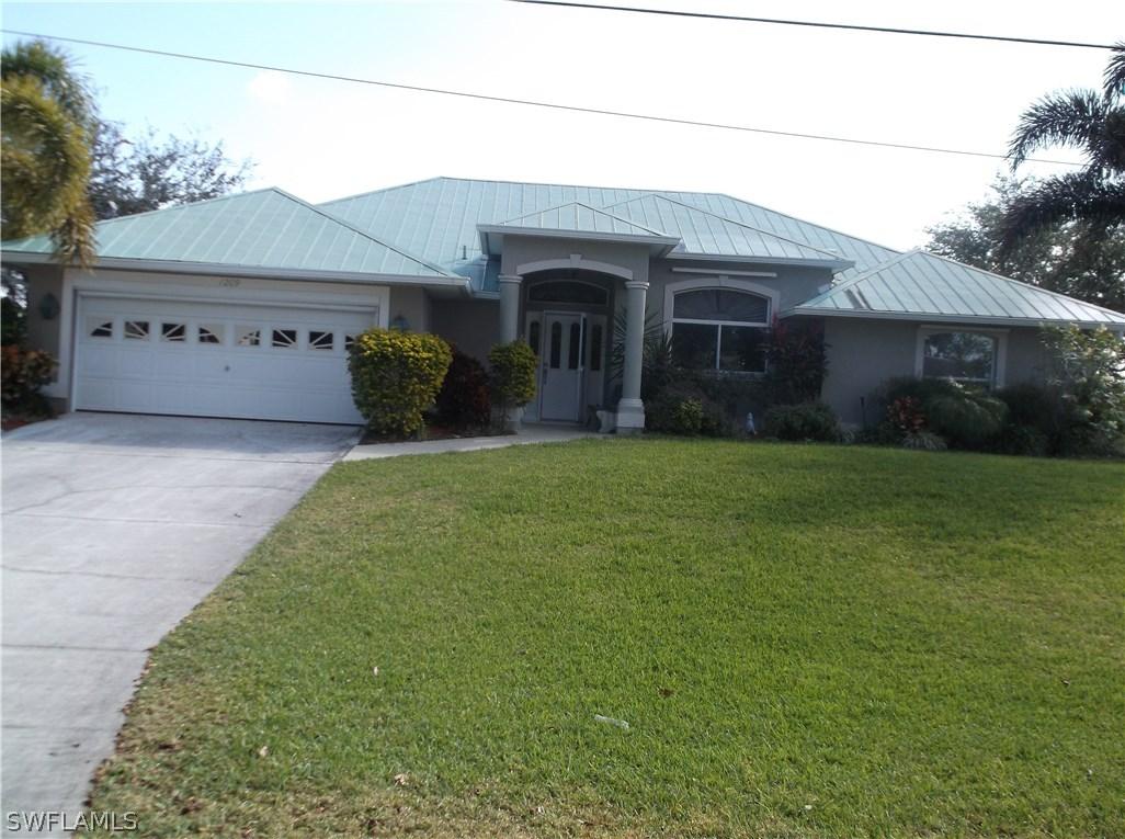 1209 NE 5th Pl., Cape Coral, FL 33909