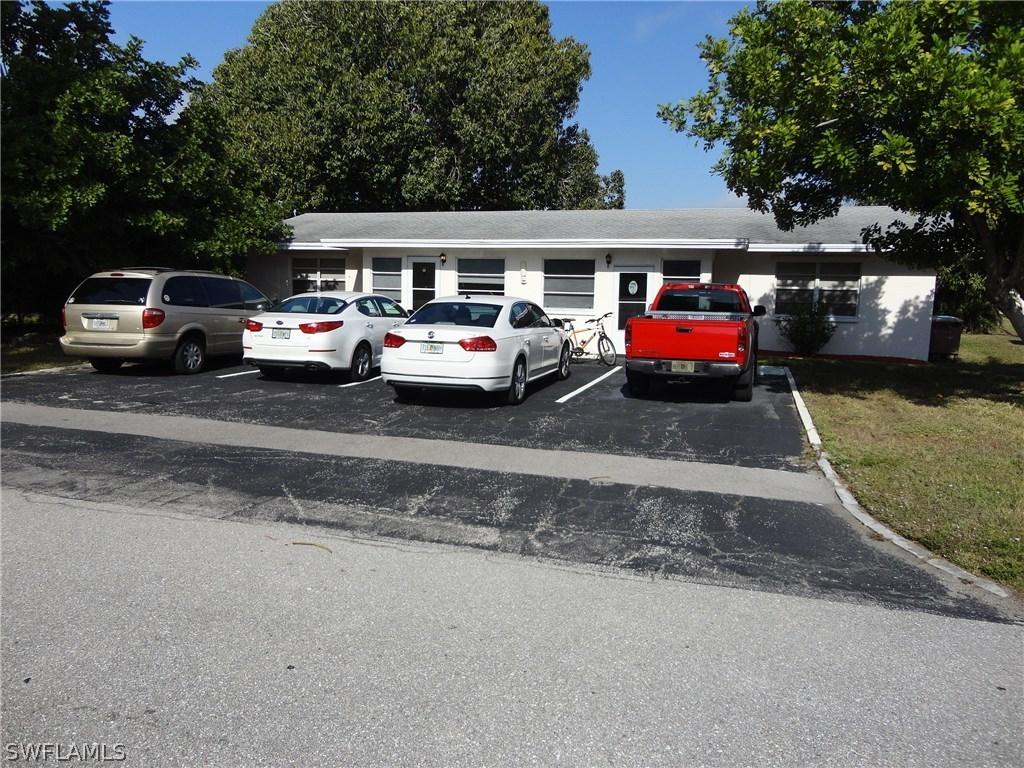 315 Tarpon Dr., Cape Coral, FL 33904