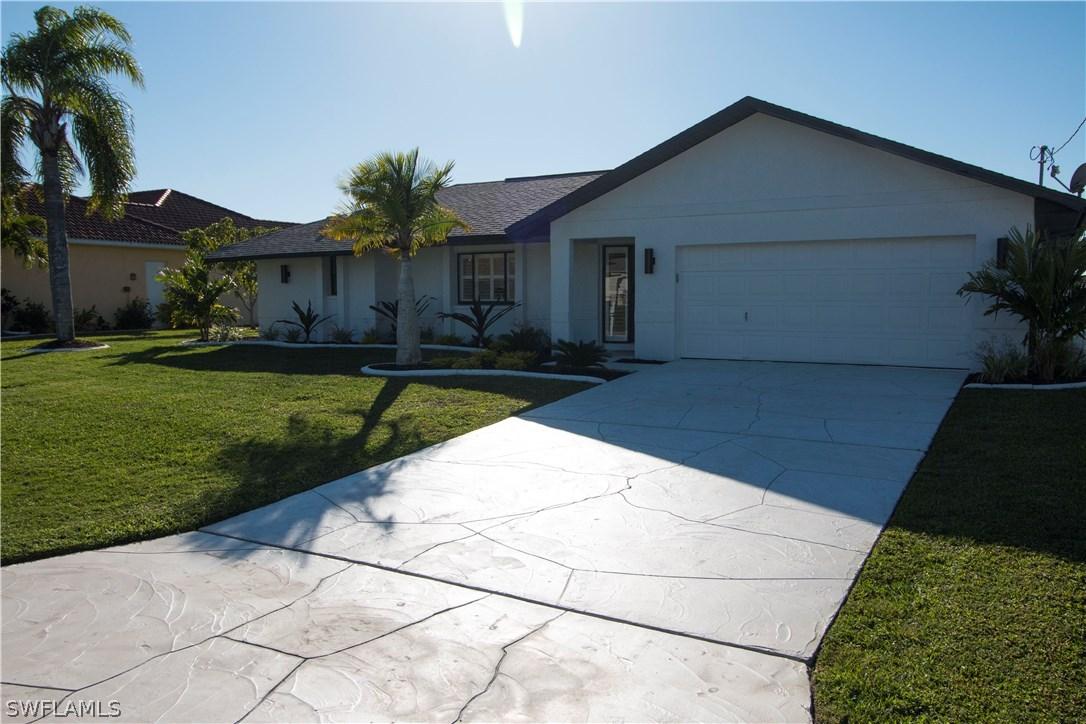 3212 SW 1st Pl., Cape Coral, FL 33914