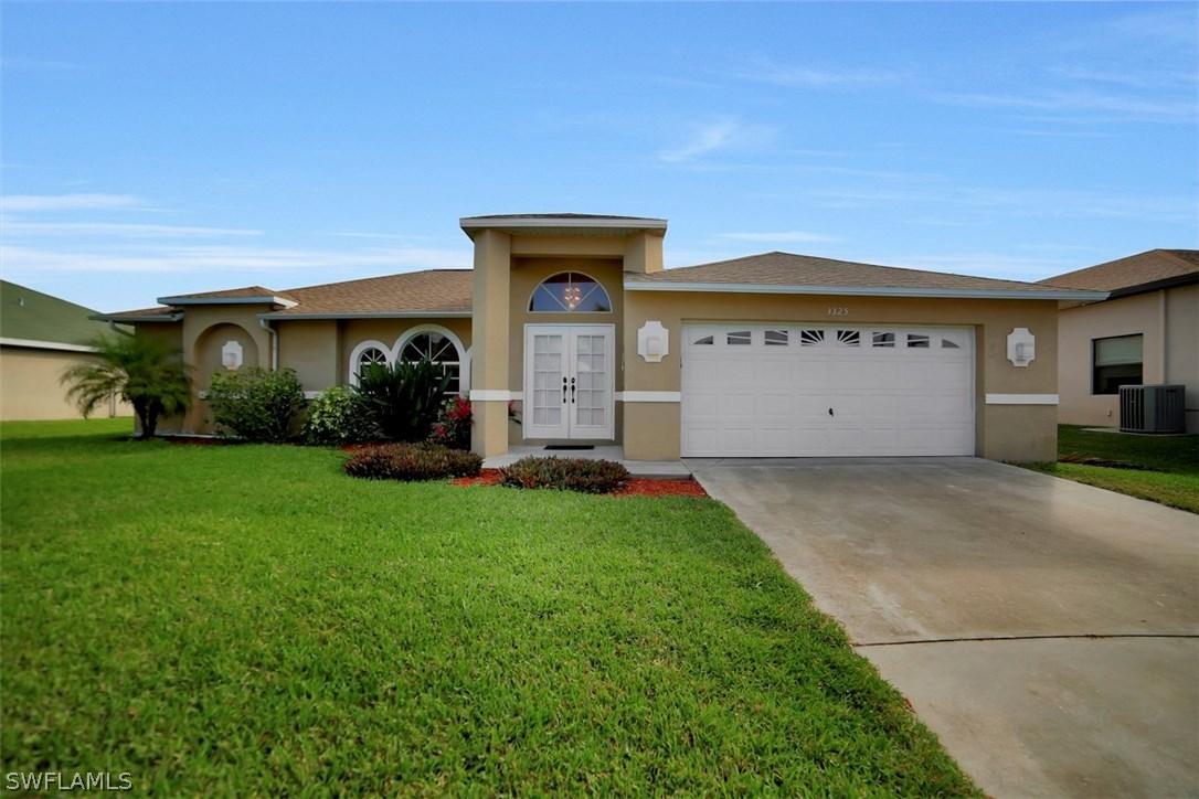 3325 SW 26th Pl., Cape Coral, FL 33914