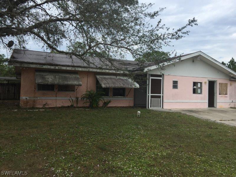 611 Grant Ave., Lehigh Acres, FL 33972