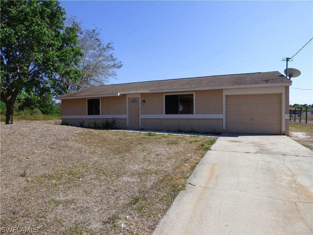 3901 33rd St., Lehigh Acres, FL 33976