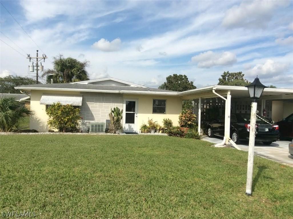 2207 Gladiola Dr., Lehigh Acres, FL 33936