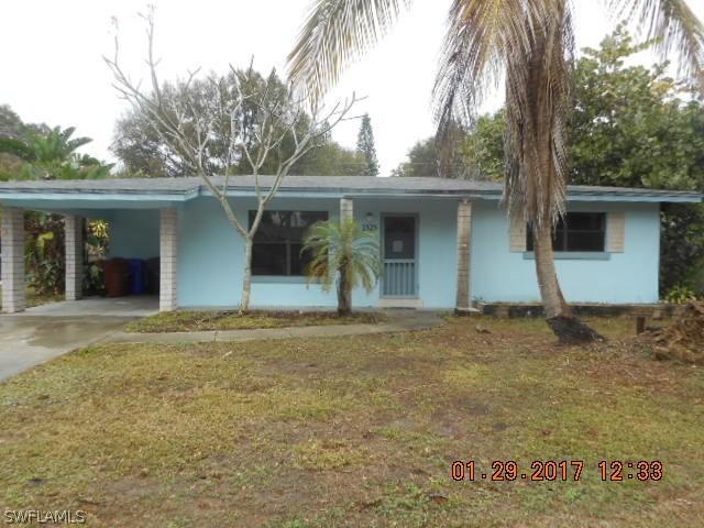 1525 Alhambra Dr., Fort Myers, FL 33901