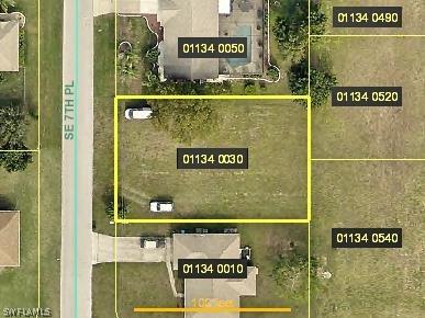 323 SE 7th Pl., Cape Coral, FL 33990