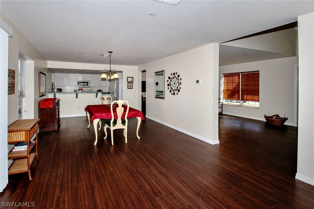 1927 SW 36th Ter., Cape Coral, FL 33914