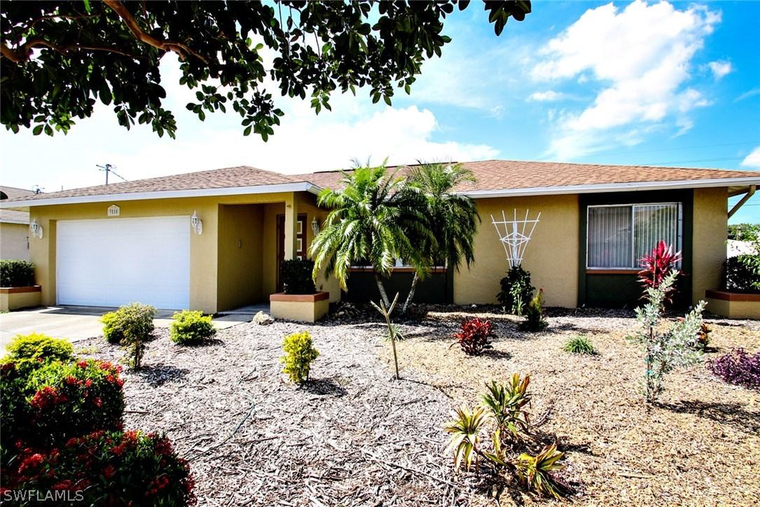 3510 SE Santa Barbara Pl., Cape Coral, FL 33904