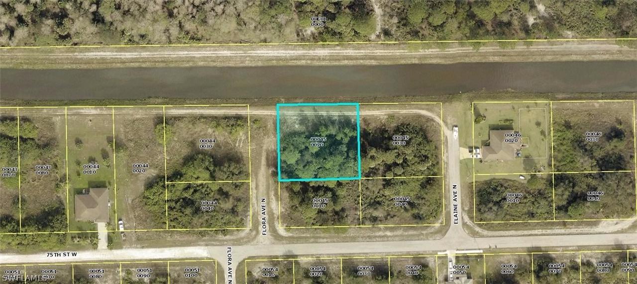 7502 Flora Ave., Lehigh Acres, FL 33971