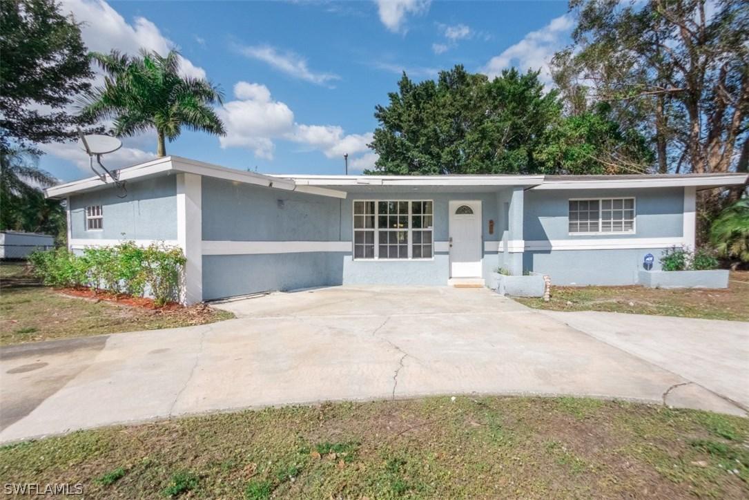 211 Madonna Dr., Fort Myers, FL 33905