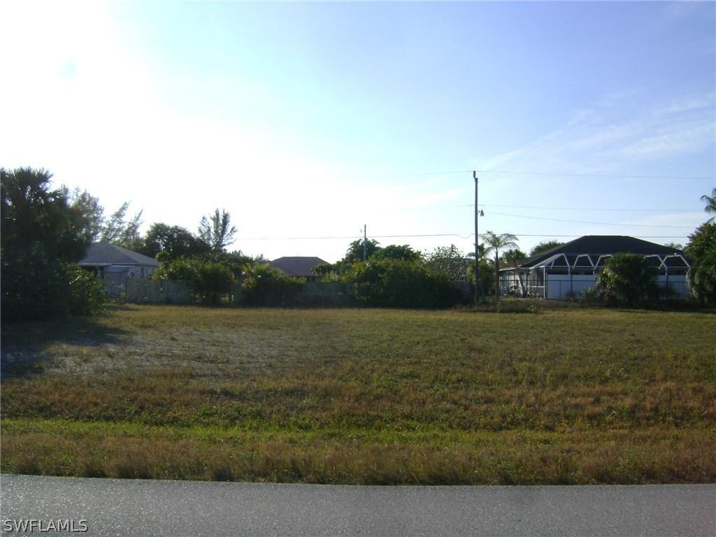 712 SW 32nd Pl., Cape Coral, FL 33991