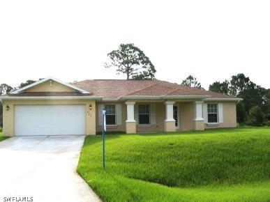 223 Malden Ave., Lehigh Acres, FL 33974