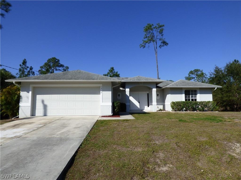 1217 Cleveland Ave., Lehigh Acres, FL 33972