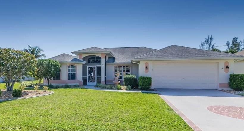 210 SW 37th Ter., Cape Coral, FL 33914