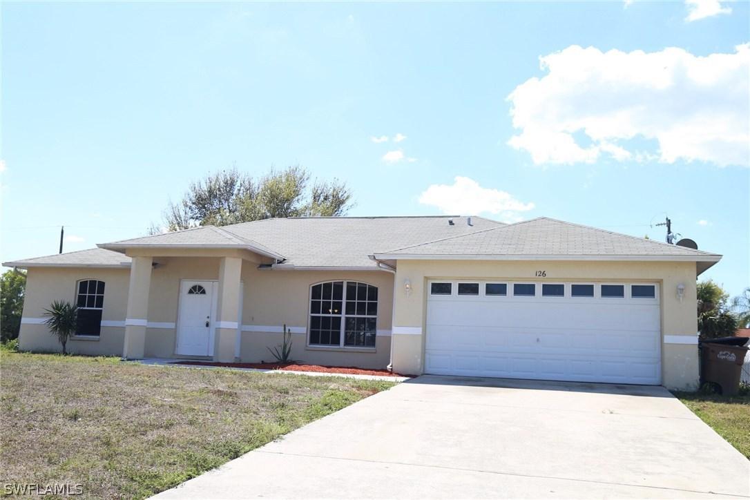 126 NE 5th Pl., Cape Coral, FL 33909