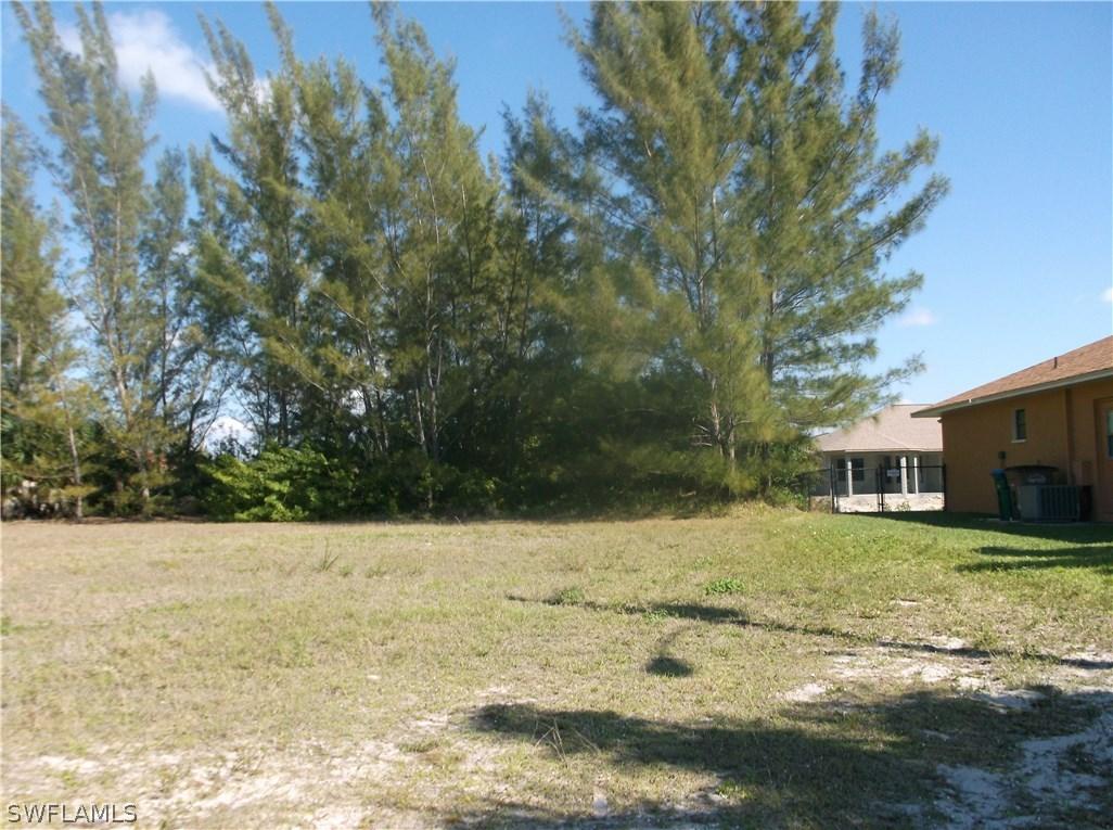 1407 SW 40th Ter., Cape Coral, FL 33914