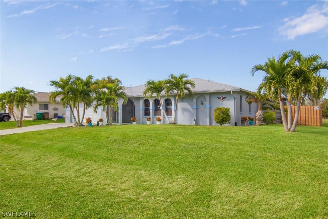 201 SW 13th Ter., Cape Coral, FL 33991