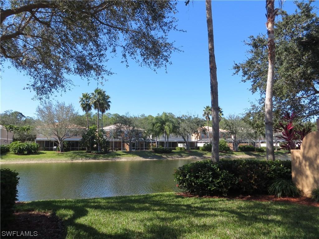 5377 Cove Cir. #122, Naples, FL 34119
