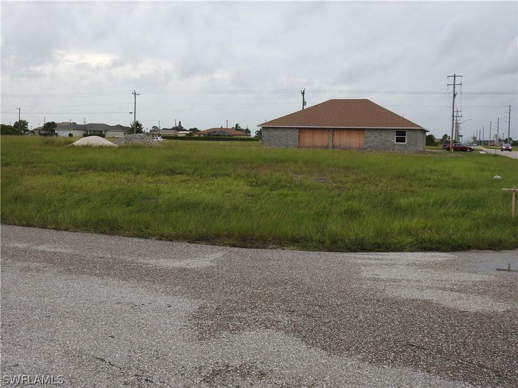 2310 NW 7th Pl., Cape Coral, FL 33993