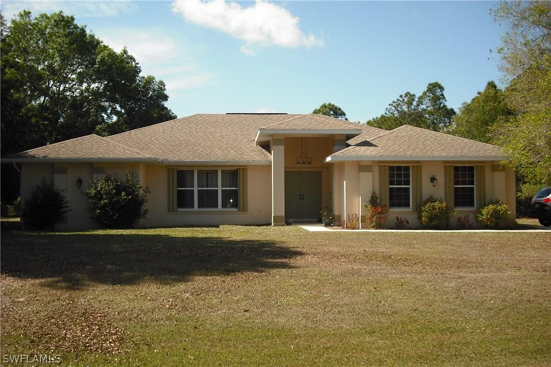 611 Edison Ave., Lehigh Acres, FL 33972