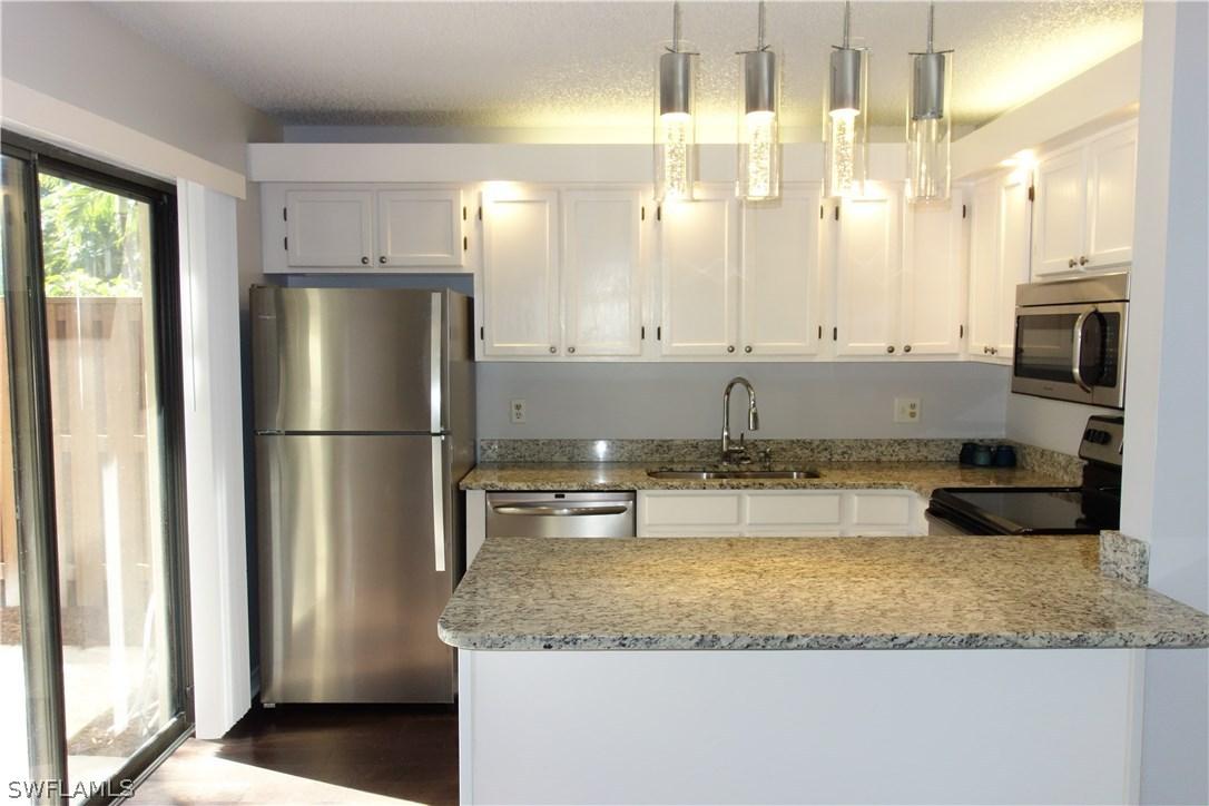 5210 Cedarbend Dr. #4, Fort Myers, FL 33919