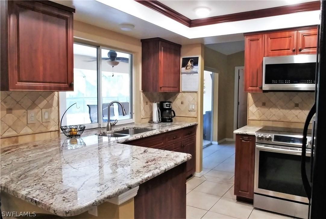 165 SE 4th Ter., Cape Coral, FL 33990