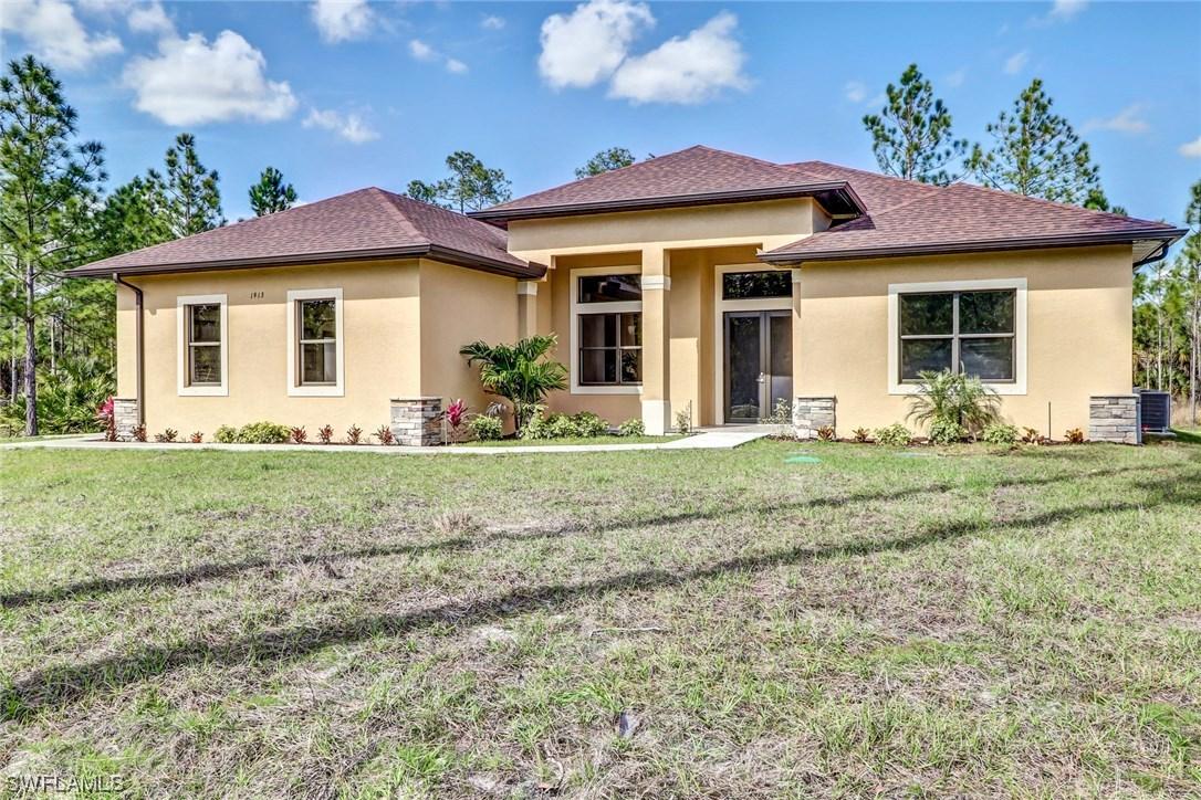 1913 24th Ave., Naples, FL 34120