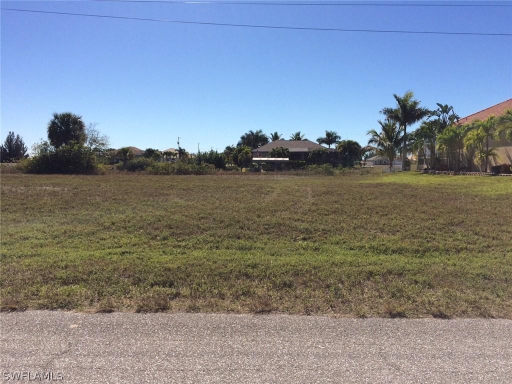 3306 NW 4th St., Cape Coral, FL 33993