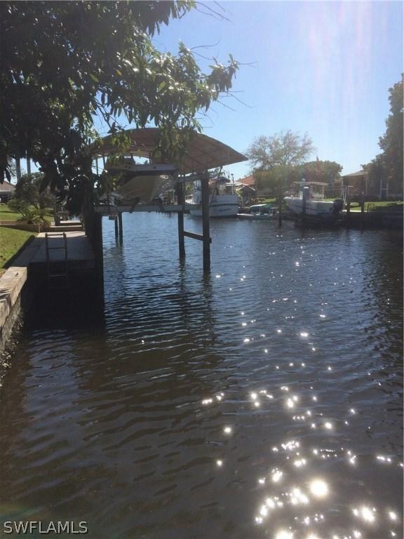 5338 Colonade Ct., Cape Coral, FL 33904