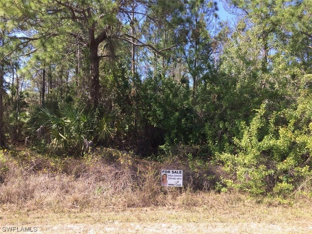 2641 2nd St., Naples, FL 34120