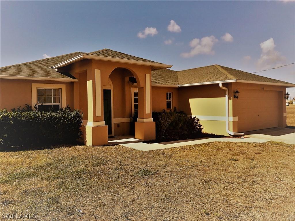 1246 NW 22nd Pl., Cape Coral, FL 33993