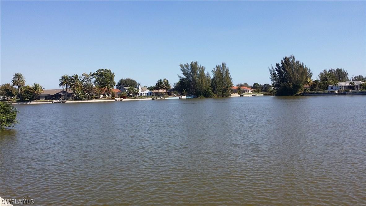 3711 SW 15th Pl., Cape Coral, FL 33914