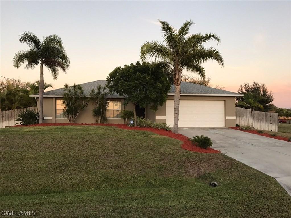 471 NE 3rd Pl., Cape Coral, FL 33909