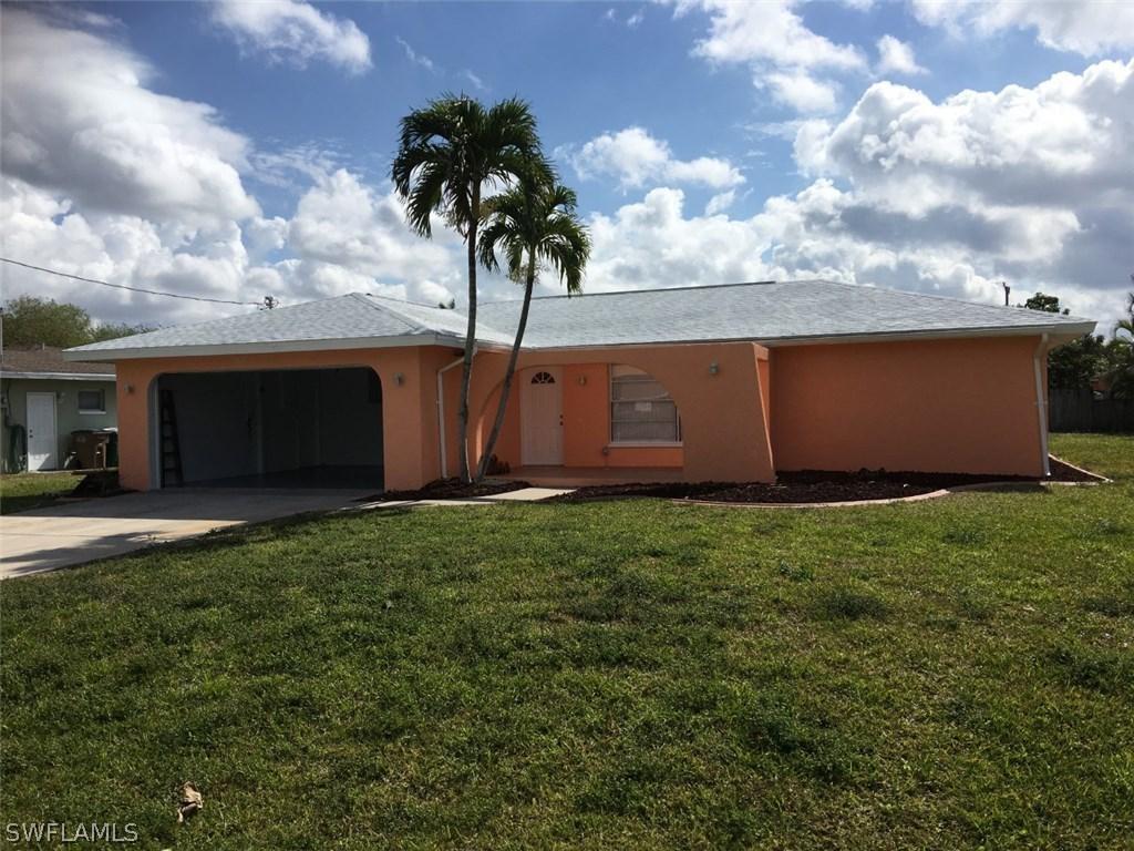 1011 SE 13th Pl., Cape Coral, FL 33990
