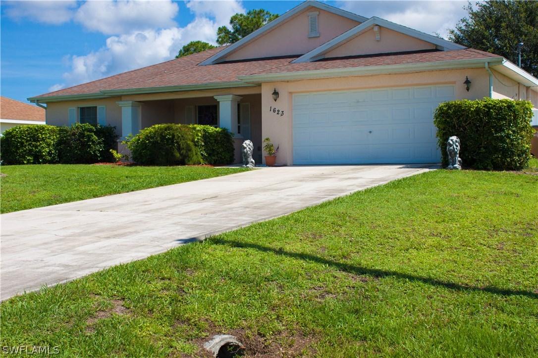 1623 NW 28th Ter., Cape Coral, FL 33993