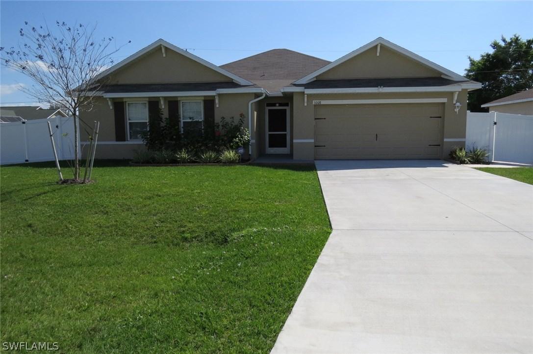 1008 SW 35th Ter., Cape Coral, FL 33914