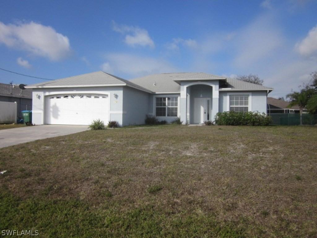 3748 SW 10th Pl., Cape Coral, FL 33914