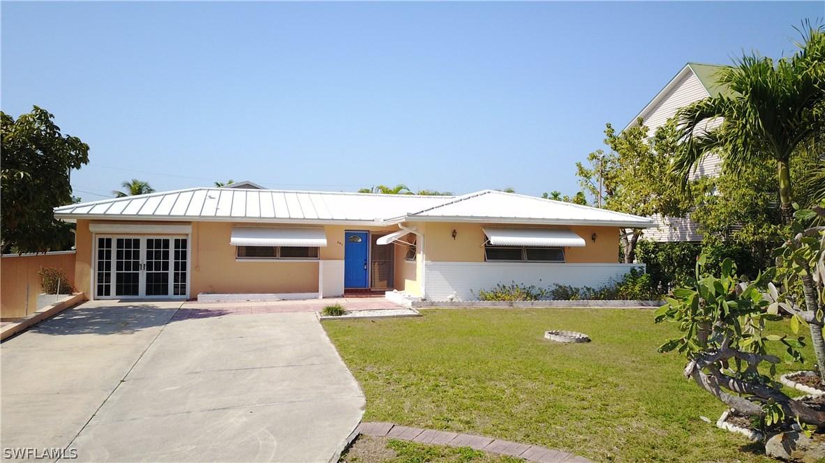 243 Miramar St., Fort Myers Beach, FL 33931