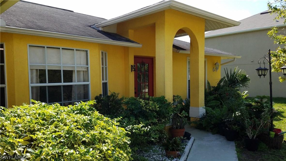 610 SW 26th Ter., Cape Coral, FL 33914