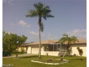 1823 SE Santa Barbara Pl., Cape Coral, FL 33990