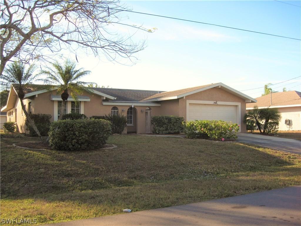 320 SE 17th Pl., Cape Coral, FL 33990