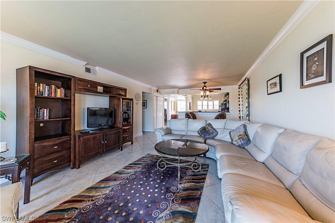 307 Goodlette Rd. #B-405, Naples, FL 34102