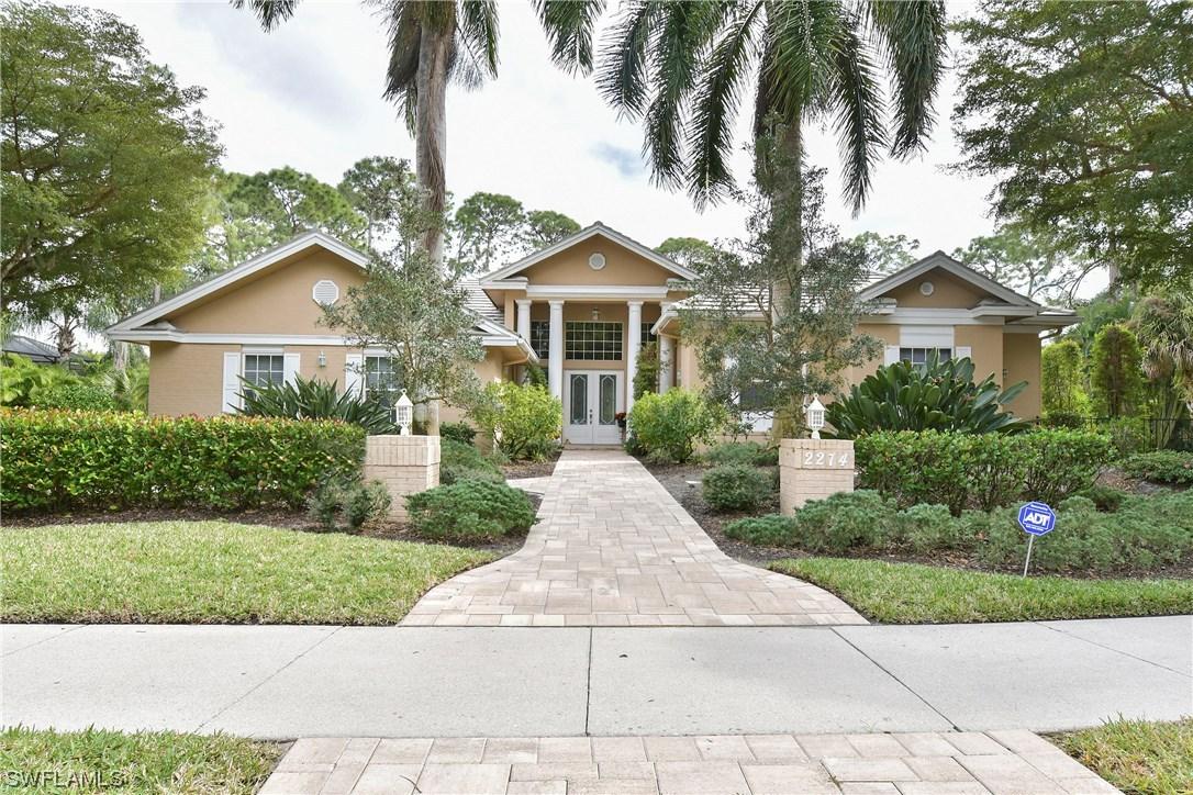 2274 Hawksridge Dr., Naples, FL 34105